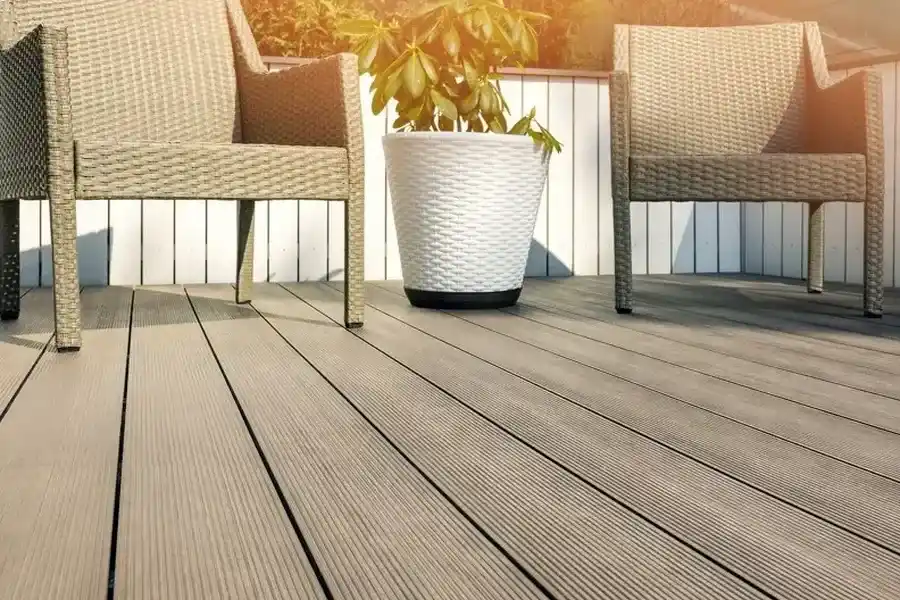 How To Choose The Right Deck Flooring For Your Home in San Bernardino, CA How To Choose The Right Deck Flooring For Your Home in San Bernardino, CA